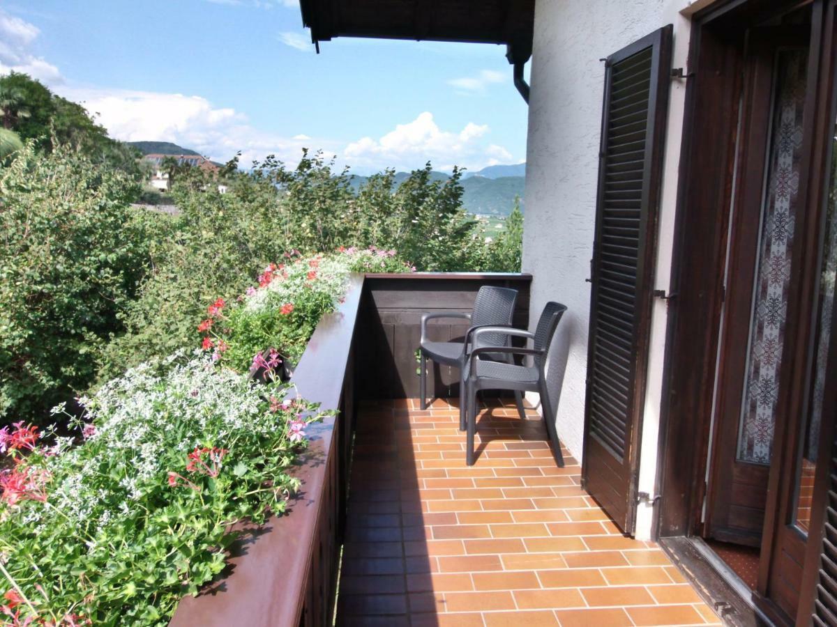 Garni Runggner Traubenhof Hotel Termeno Exterior photo